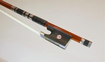 Peccatte stílusú pro modell Hegedű vonó